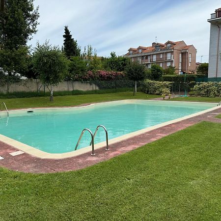 Апартаменты Garaje Y Piscina Comunitaria! Суансес Экстерьер фото