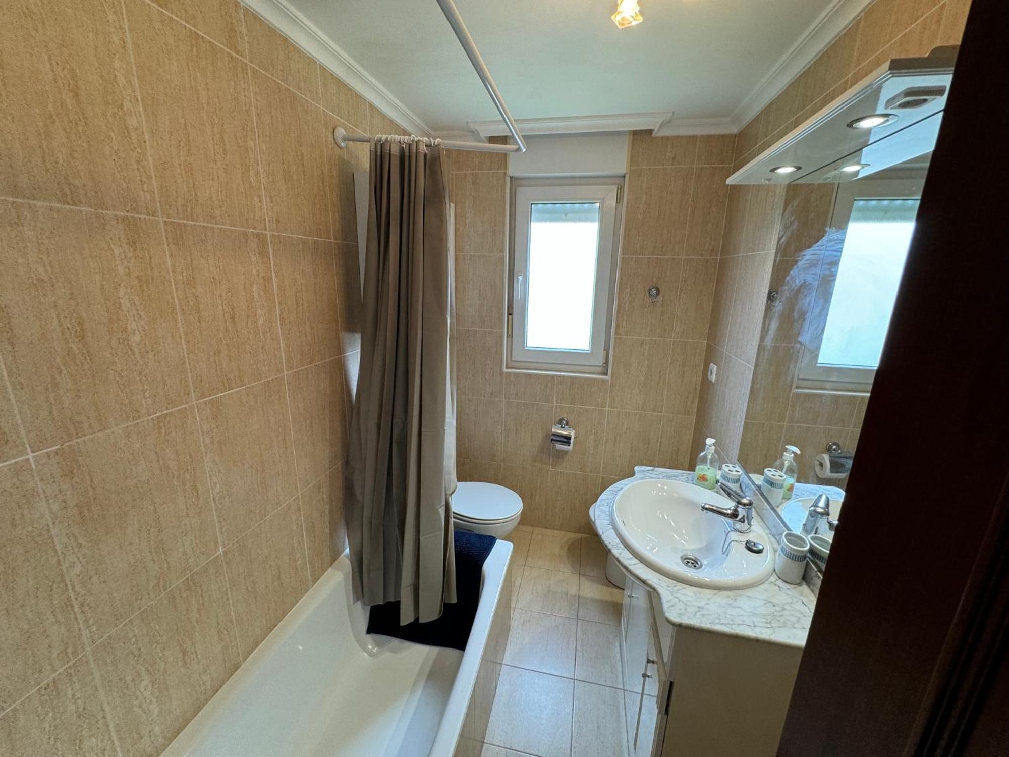 Апартаменты Garaje Y Piscina Comunitaria! Суансес Экстерьер фото